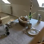 Hos Mette Bed and Breakfast 3*