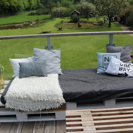 Hos Mette Bed and breakfast